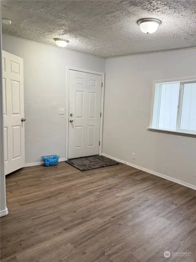 Back unit bonus room