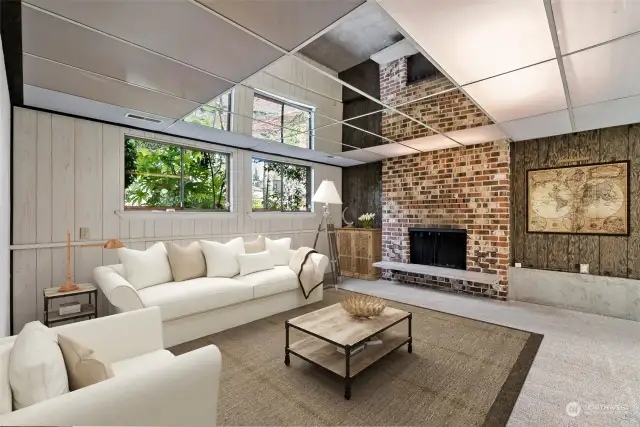 The great family room downstairs has a mirrored ceiling for that 80's vibe.