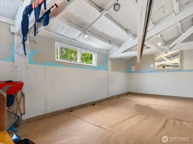 fully operational rehab pool