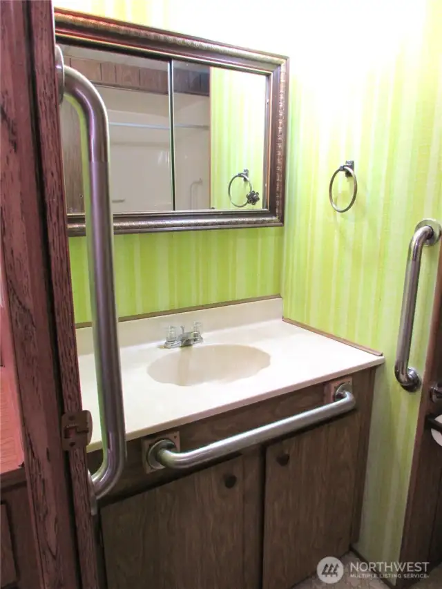MASTER BATH ENTRY....,