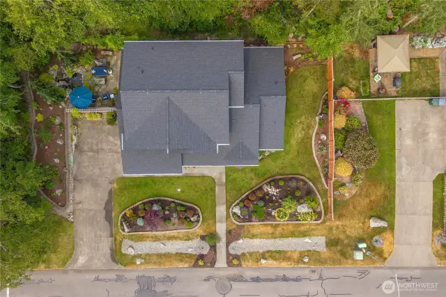 Modern comforts abound, from a new roof with updated gutters to air conditioning paired with a forced-air furnace for year-round comfort.