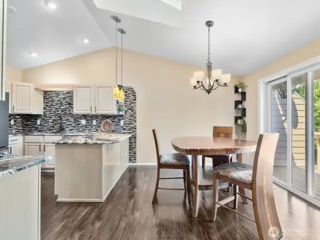 Light and bright kitchen with dining room