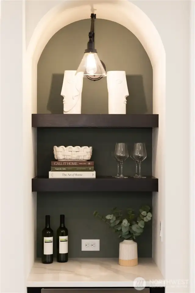 Homesite 43 - Pictures of similar Model Home 22 for representation purposes only.
