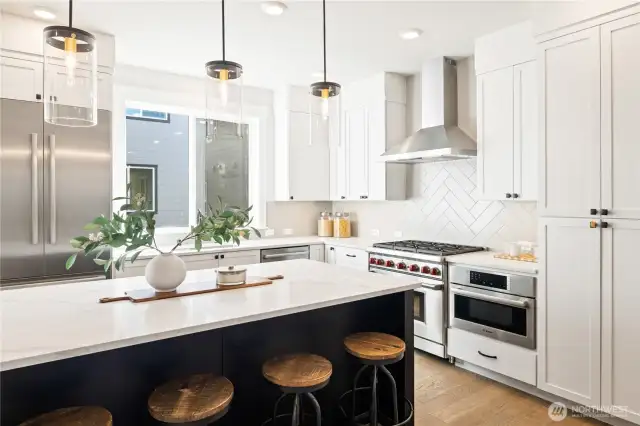 Homesite 43 - Pictures of similar Model Home 22 for representation purposes only.