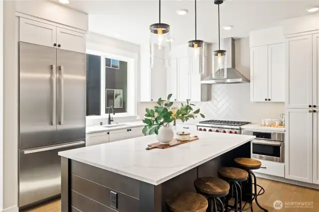 Homesite 43 - Pictures of similar Model Home 22 for representation purposes only.