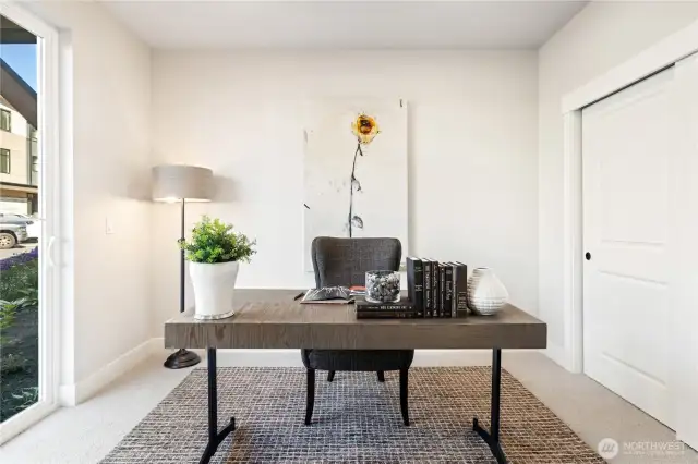Homesite 43 - Pictures of similar Model Home 22 for representation purposes only.