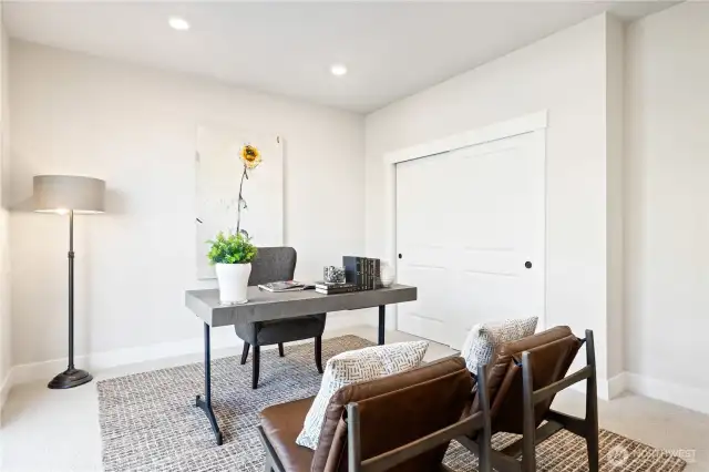 Homesite 43 - Pictures of similar Model Home 22 for representation purposes only.