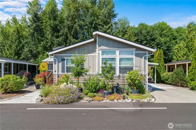 Welcome to Emerald Hills!