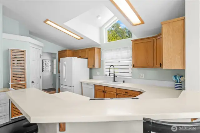 Large wrap around eating bar and updated counter tops!