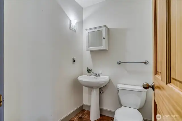 1/2 bath