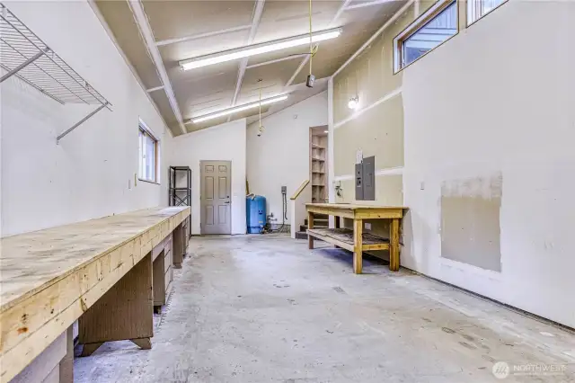 shop space to bonus room off attached garage