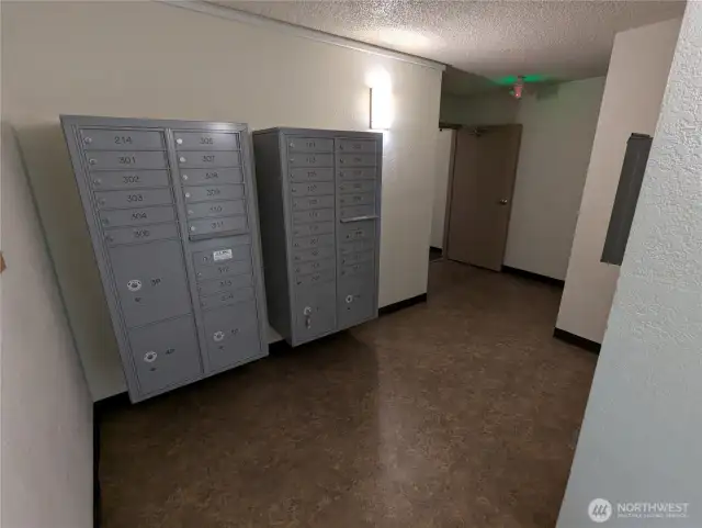 Mailboxes in secure/common lobby
