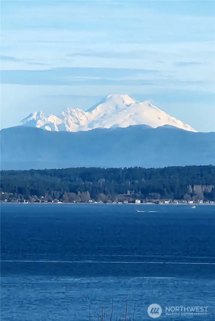 Taken right from the house, pure awesomeness.