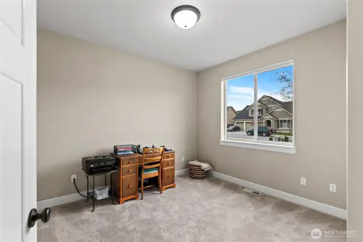 Second guest bedroom or office.