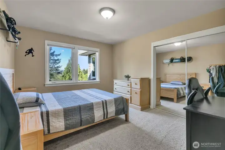 Large Bedroom 1