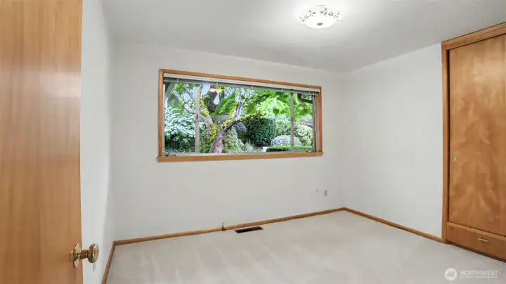 Guest bedroom #2.