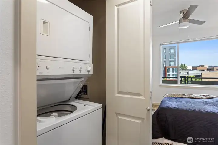 In unit Washer/Dryer In unit Washer/Dryer