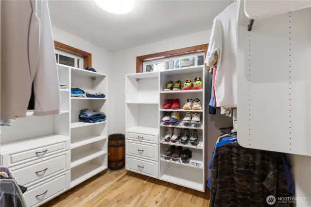 Primary walk in closet