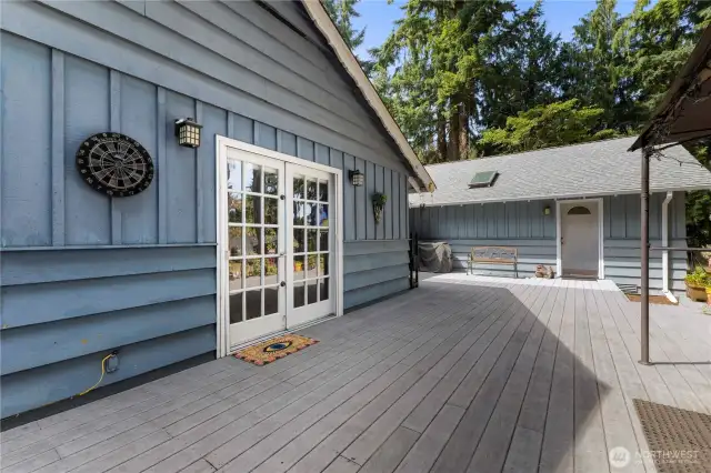 Very large trex deck