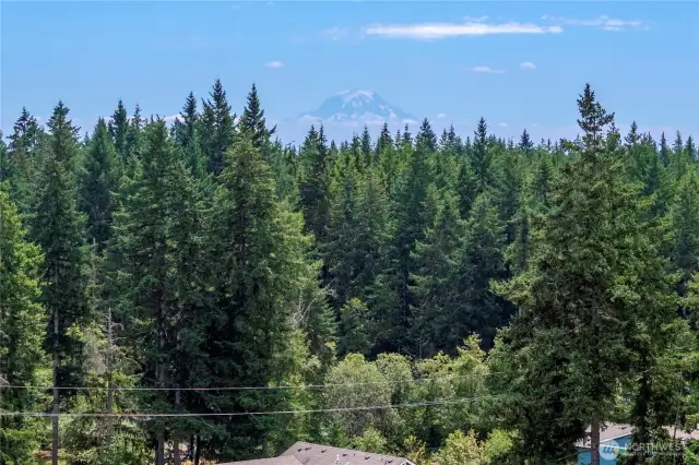 There's the mountain!