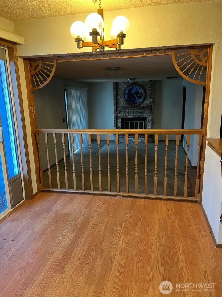 Eat-in Area off kitchen looking on to Family Room