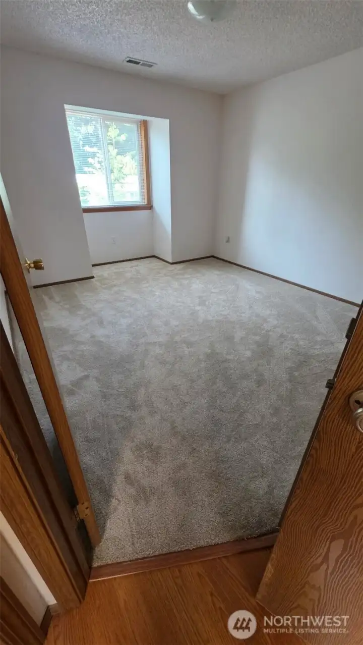 2nd Bedroom 2nd Bedroom