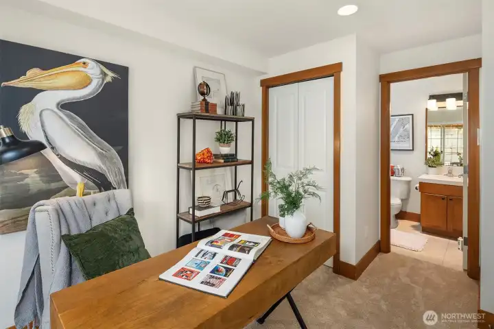 Flexible Suite, 3rd bedroom of office space. Attached full bath.