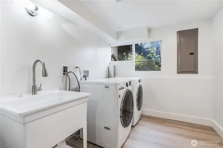Newly renovated laundry.