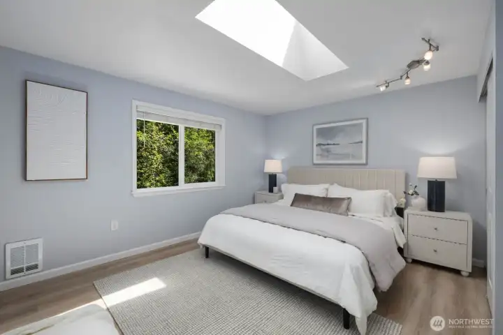 A generous primary bedroom.