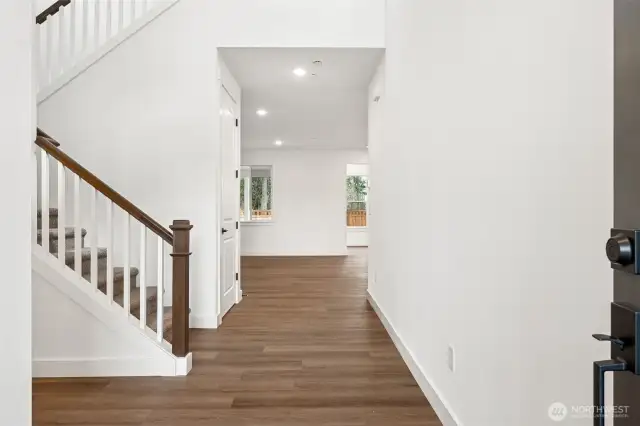 This is a similar home. Some colors and finishes may be different.