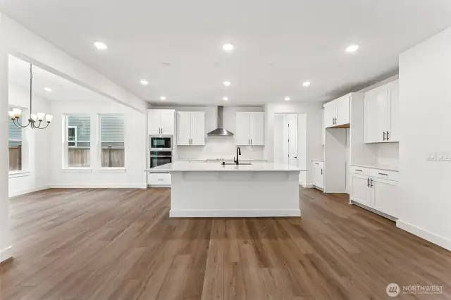 This is a similar home. Some colors and finishes may be different.