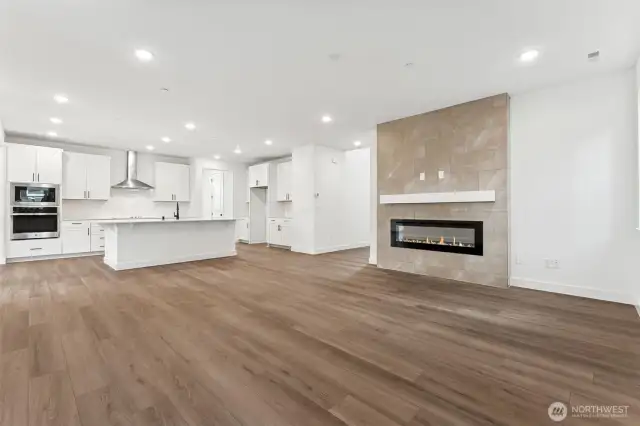 This is a similar home. Some colors and finishes may be different.