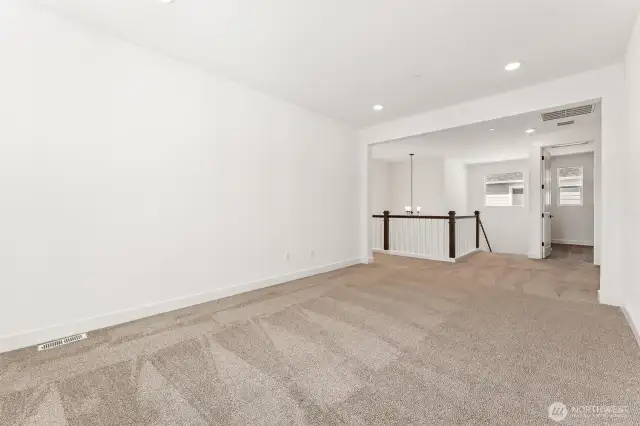 This is a similar home. Some colors and finishes may be different.