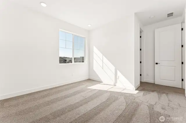 This is a similar home. Some colors and finishes may be different.