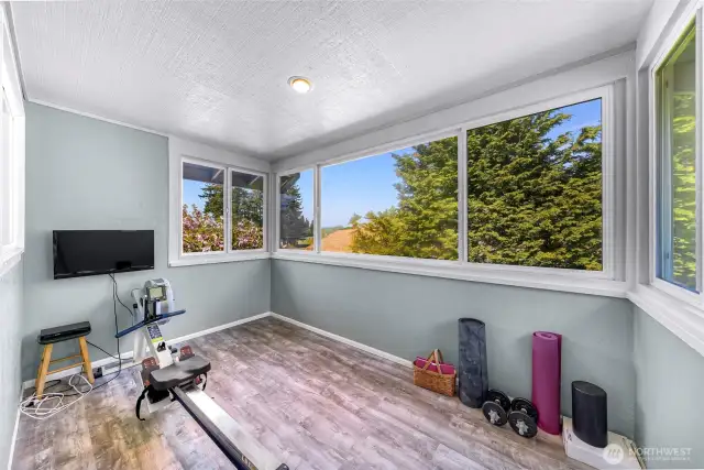 2nd floor - additional room perfect for exercise space, art studio, office, hobby room, or ????