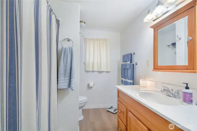 Main Full Bath