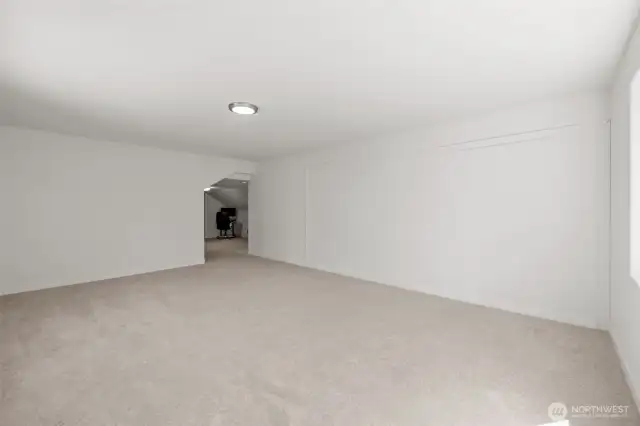 More view of the Bonus Room