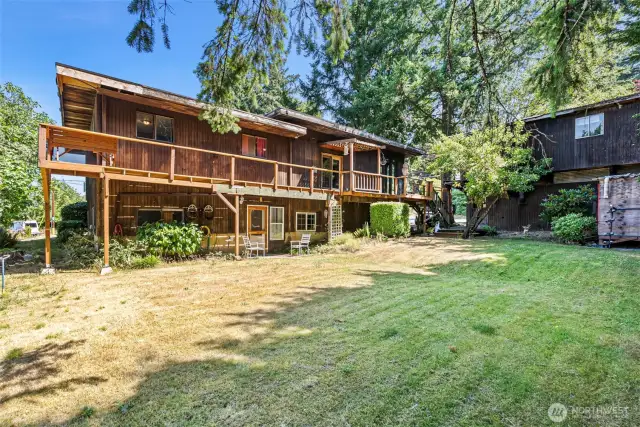 Building to the right is a full size shop with bonus room above