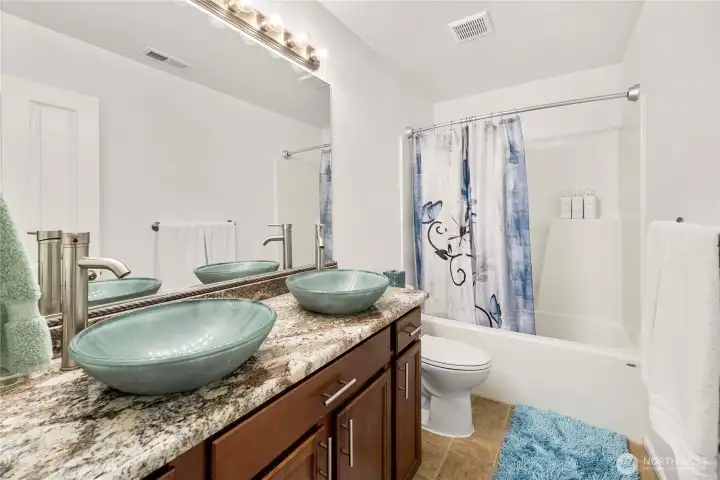 Main bathroom with double sinks upstairs