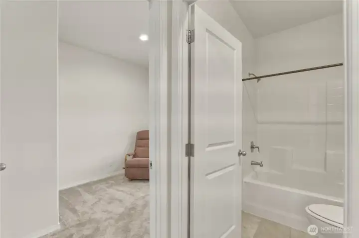 Bedroom and Bathroom - Mobile H ome