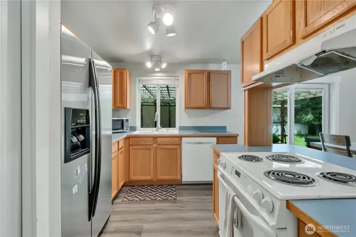All appliances stay.