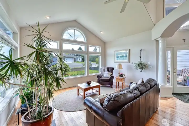 The vaulted ceilings make the living room even more stunning.