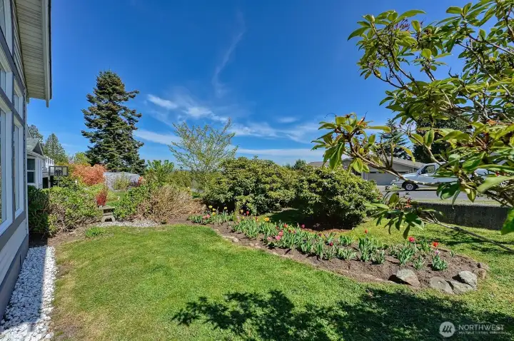 Creatively landscaped front yard.