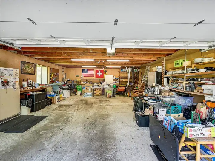 Interior of garage will be empty upon closing Interior of garage will be empty upon closing