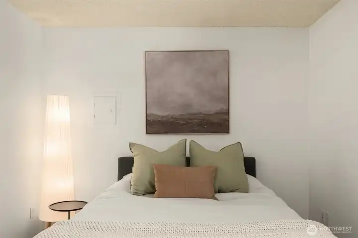 Spacious bedroom