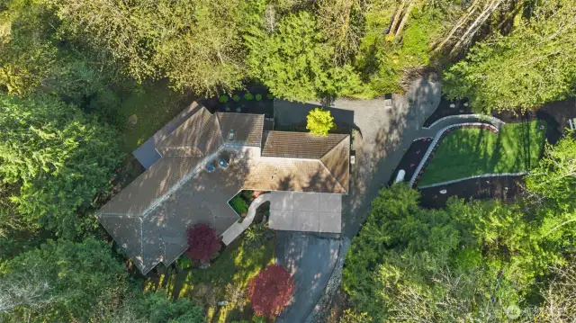 5 Acre Private Residence