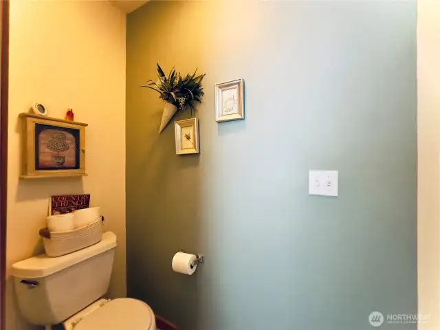 Primary bedroom ensuite wate rcloset