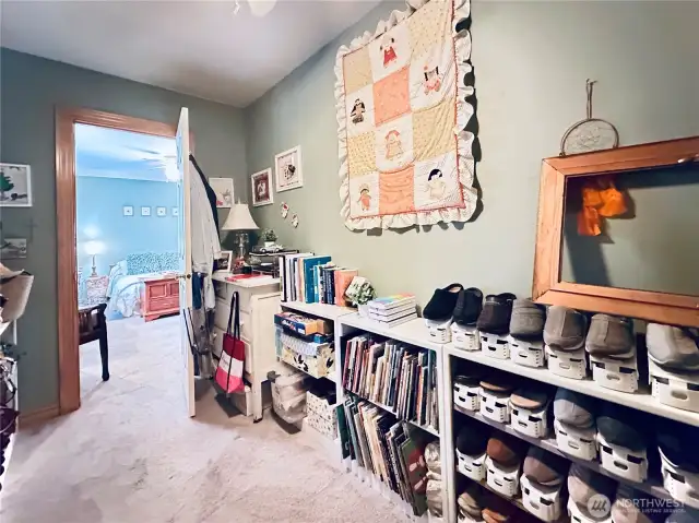 Primary bedroom oversize walk-in closet