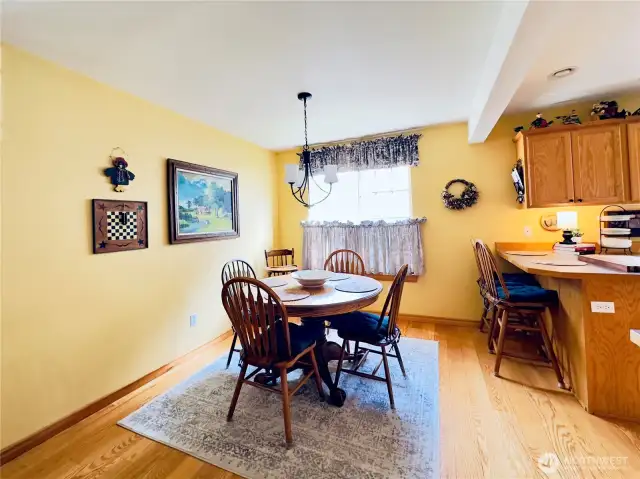 Your dine in kitchen