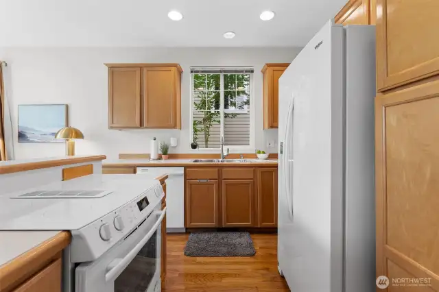 Clean lines, natural light, and warm tones make this kitchen feel instantly welcoming—simple, bright, and ready for daily rhythm or weekend baking.